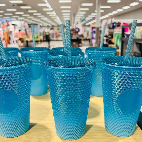 Starbucks Blue Ombre Aqua Splash Tumbler Cold Cup Grande 16oz New 2023 Release - Picture 7 of 7
